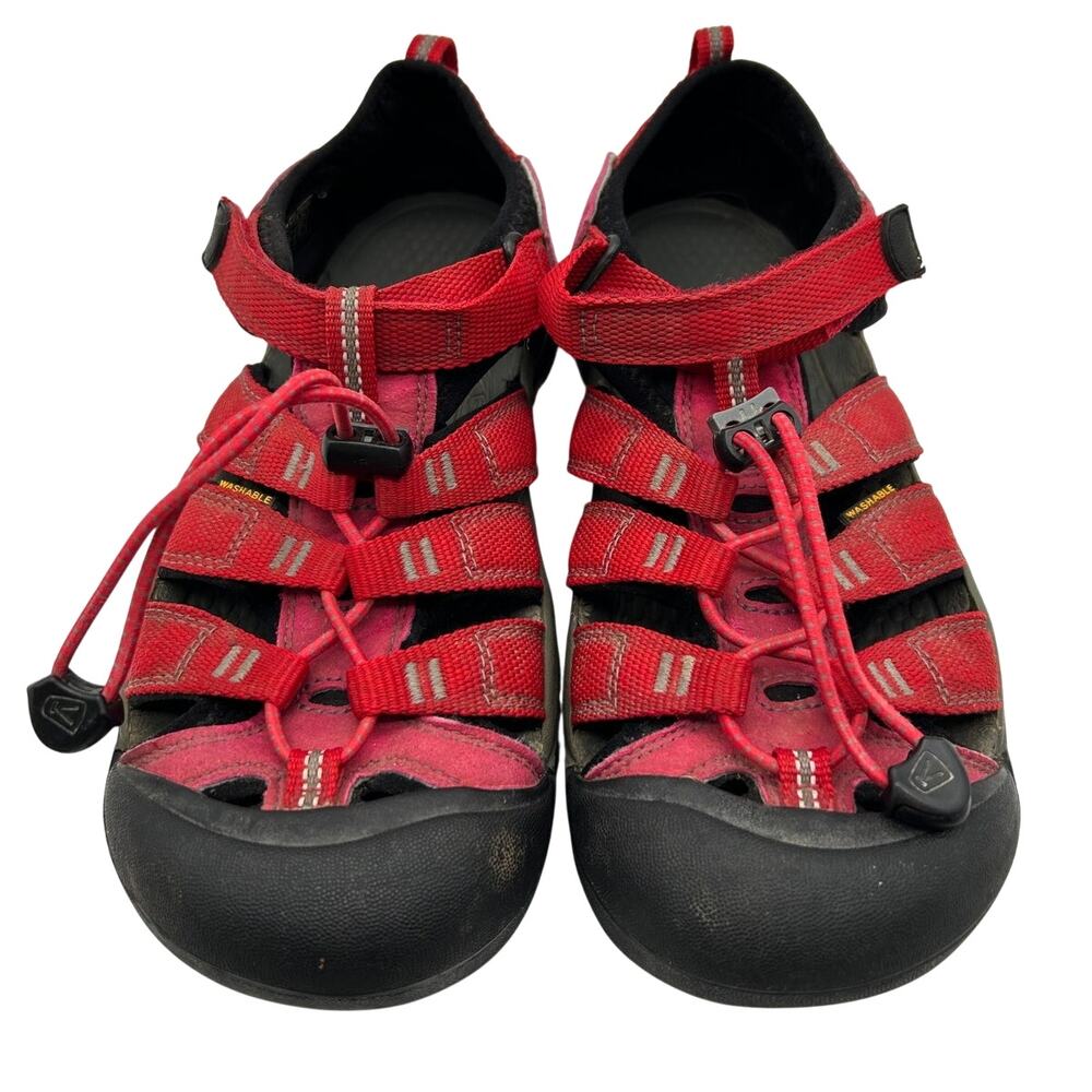 KEEN Newport H2 Youth Sandals Ribbon Red Bungee Toggle Water Shoe Size 5 Summer